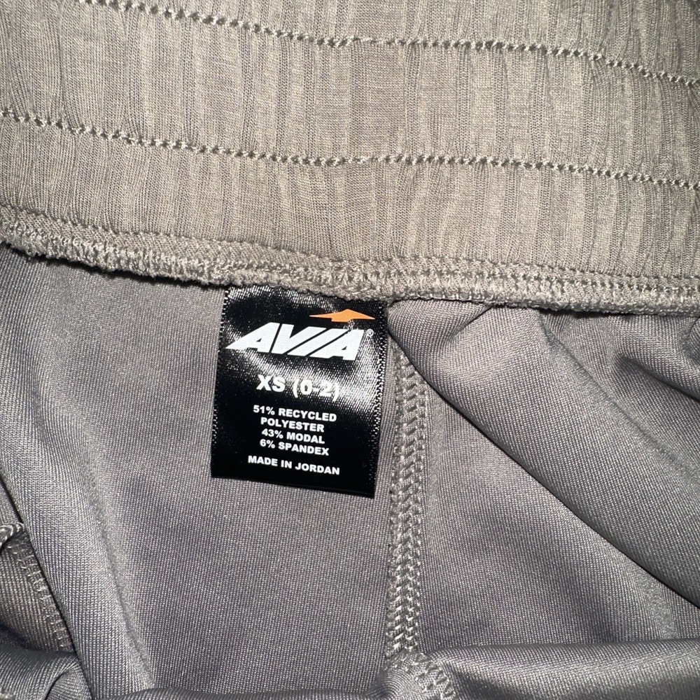 Womens Avia 2 piece Tan sweatsuit 1/2 zip shirt (small 4-6) pleated pants XS - Picture 6 of 6